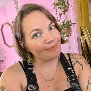 Meet your Posher, Paisley